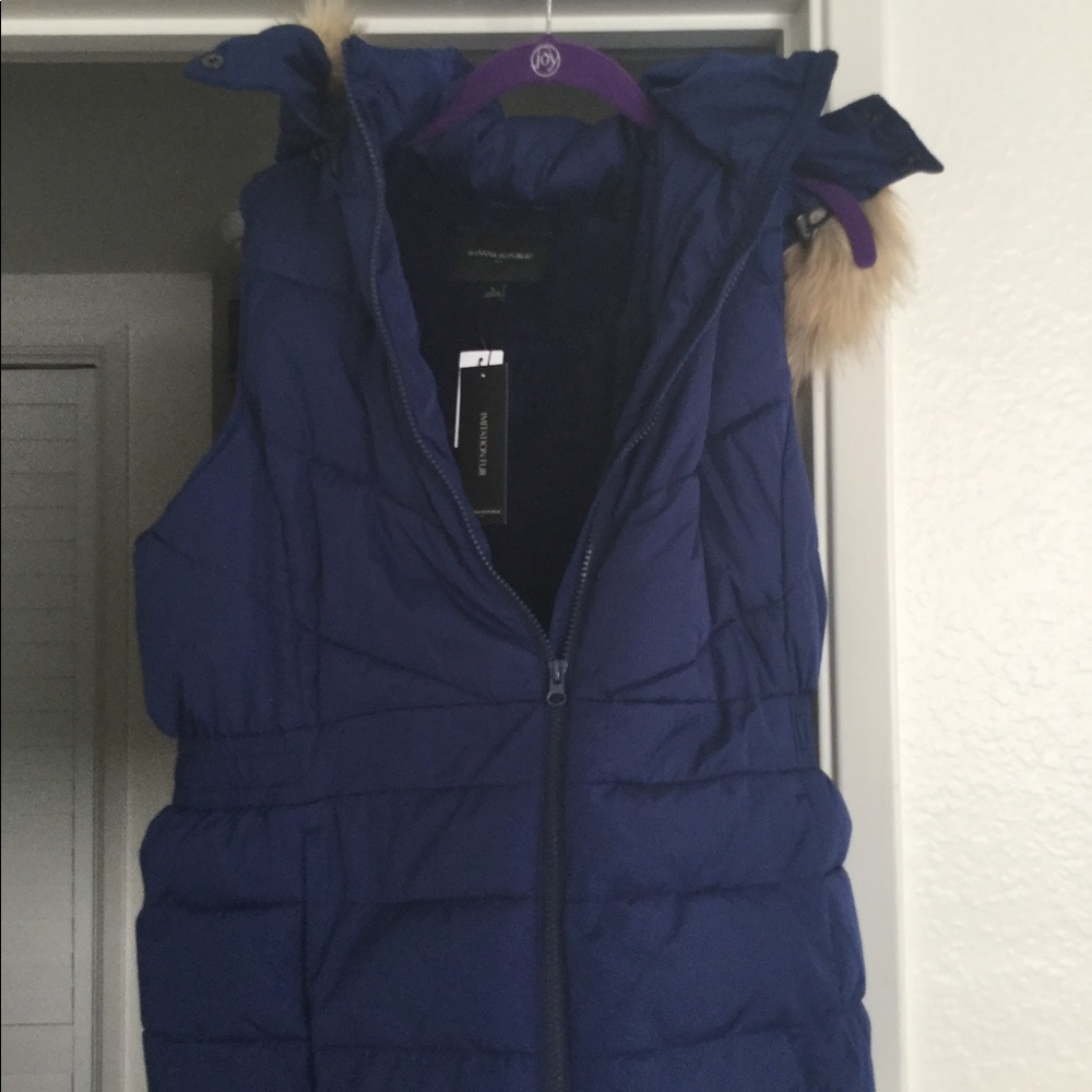 Banana Republic NWT faux fur puffer vest Sz Large